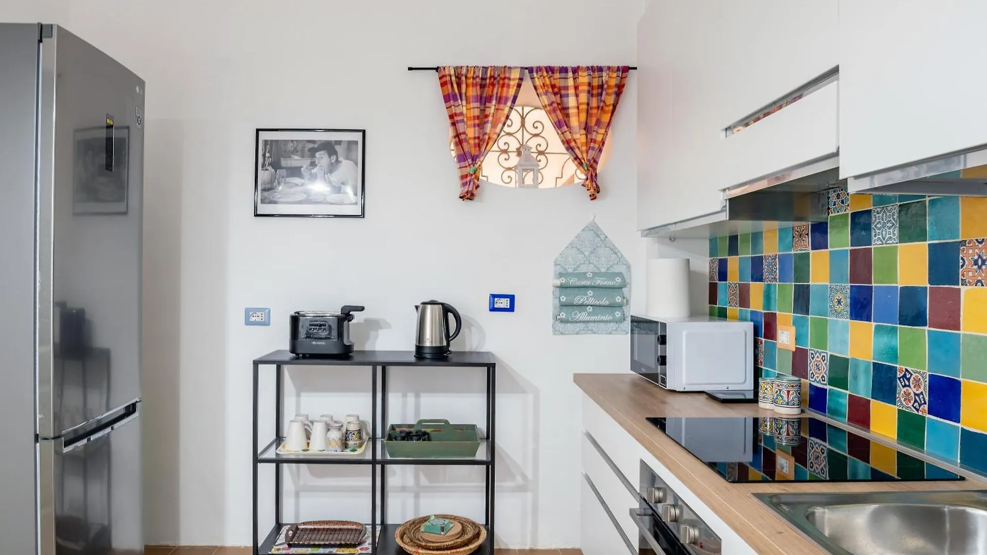 Apartment Homedesirome - La Casa A Colori